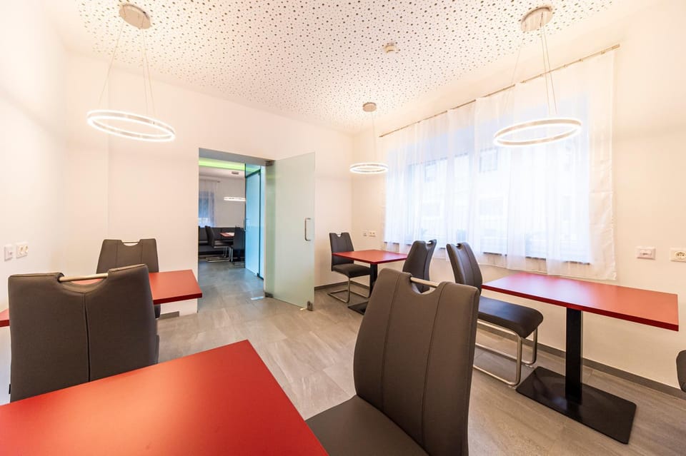 Breakfast, Internal: Not applicable to any particular room