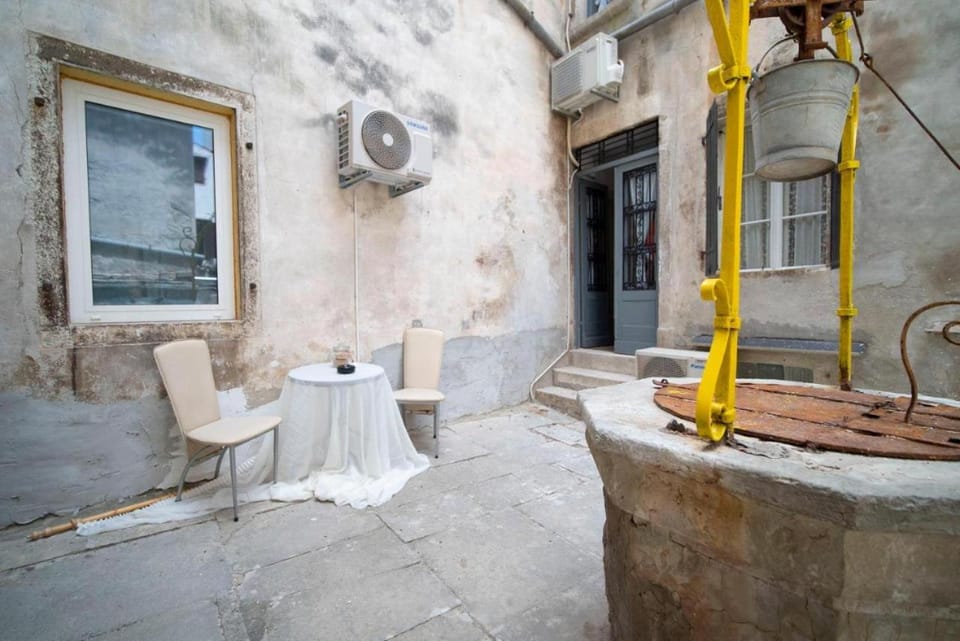 Day, Balcony/Terrace