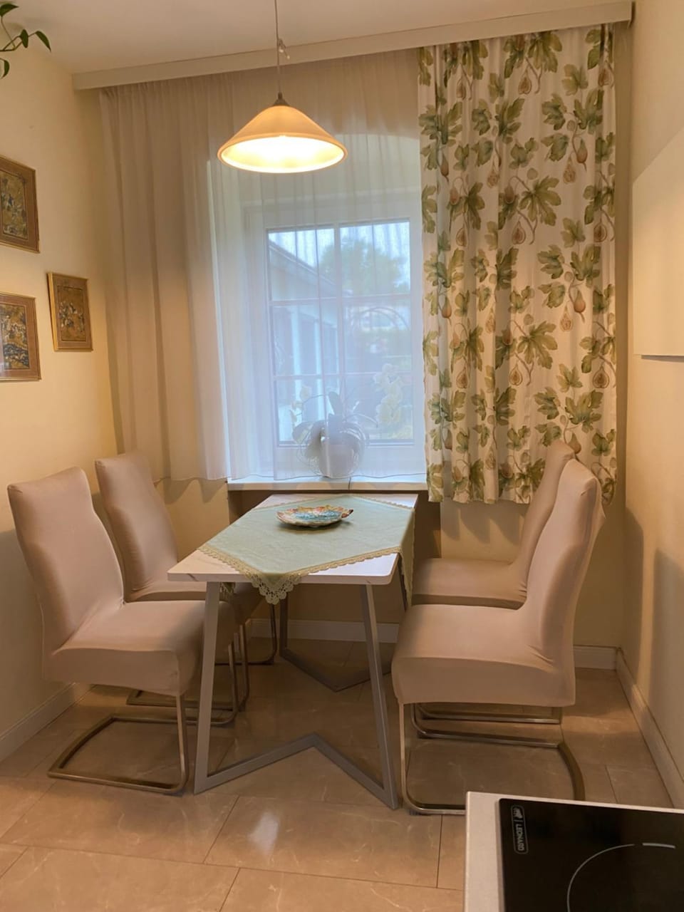 Steyr Mitte 2 Schlafzimmer Apartment ruhig mit Carport und Garten Apartment in Upper Austria