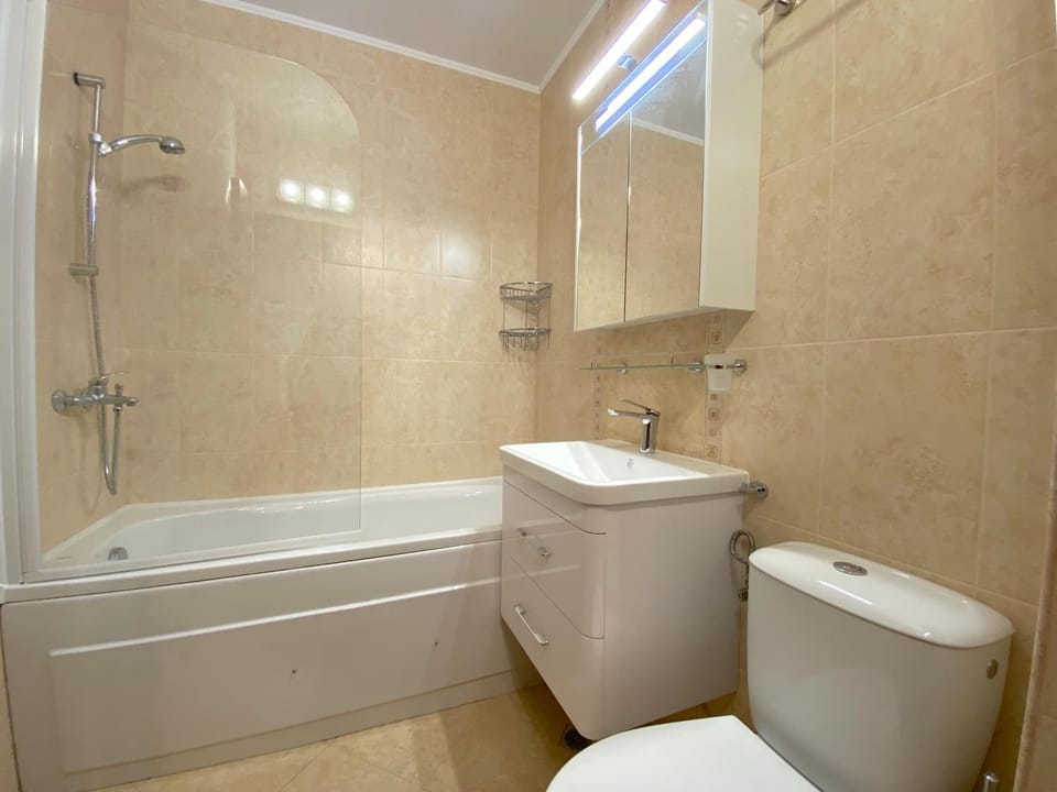 Toilet, Bathroom, Bath