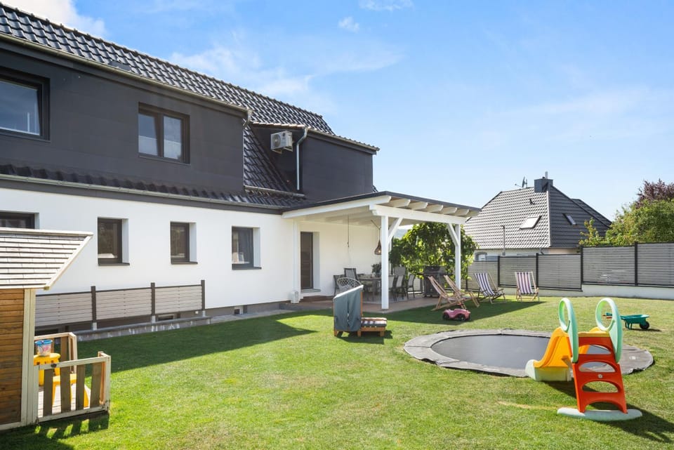 Property building, Natural landscape, Children play ground, Game Room, Garden, Garden, View (from property/room), Garden view, Garden view