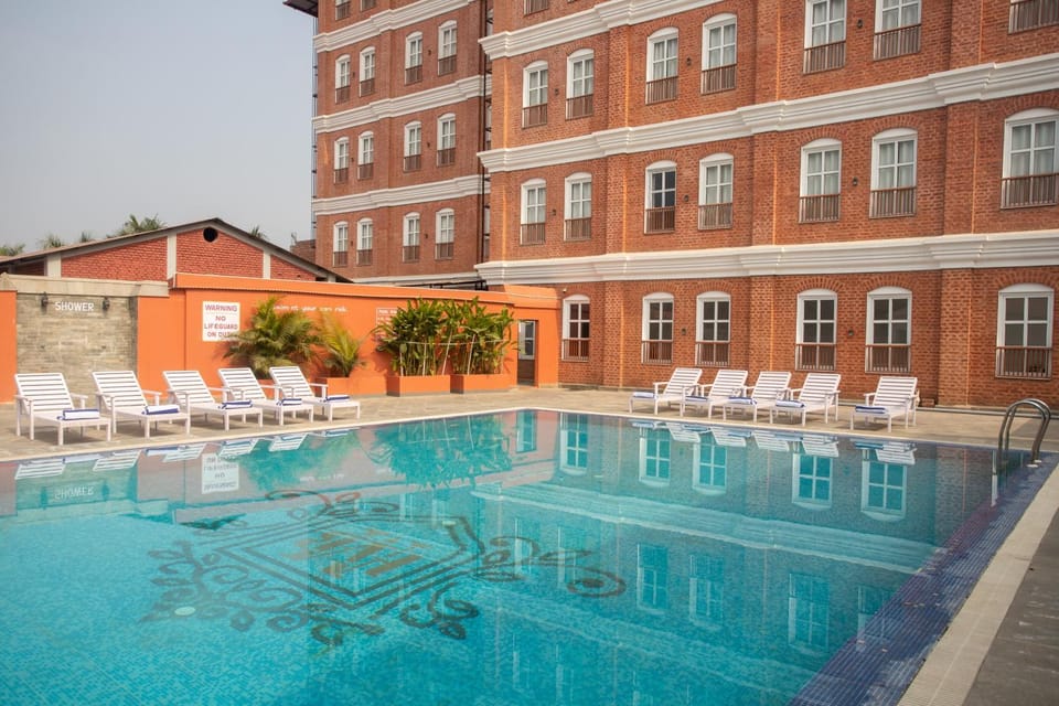 Pool view, Swimming pool, Swimming pool