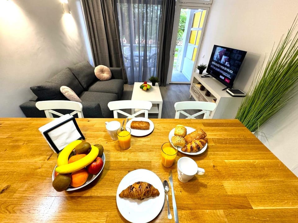 Living room, Lounge or bar, Dining area