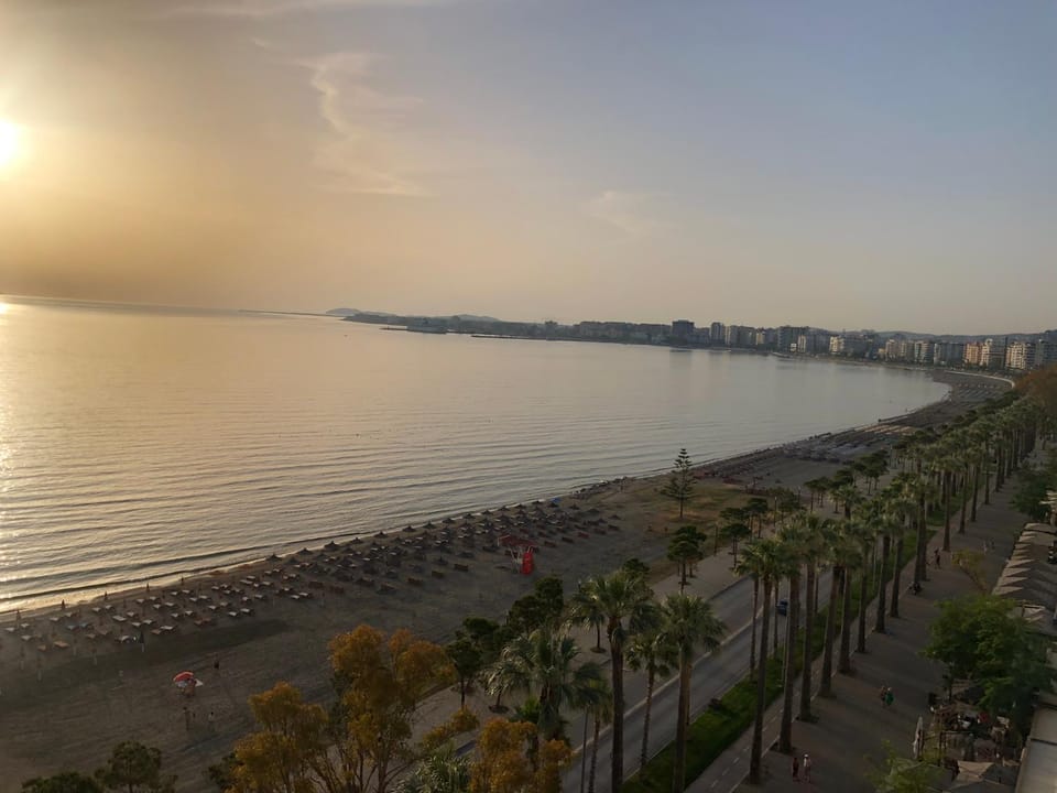 Beach, Sea view, Area and facilities