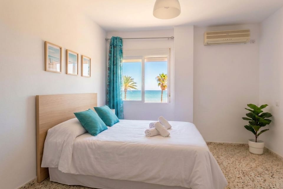 Sea view, air conditioner
