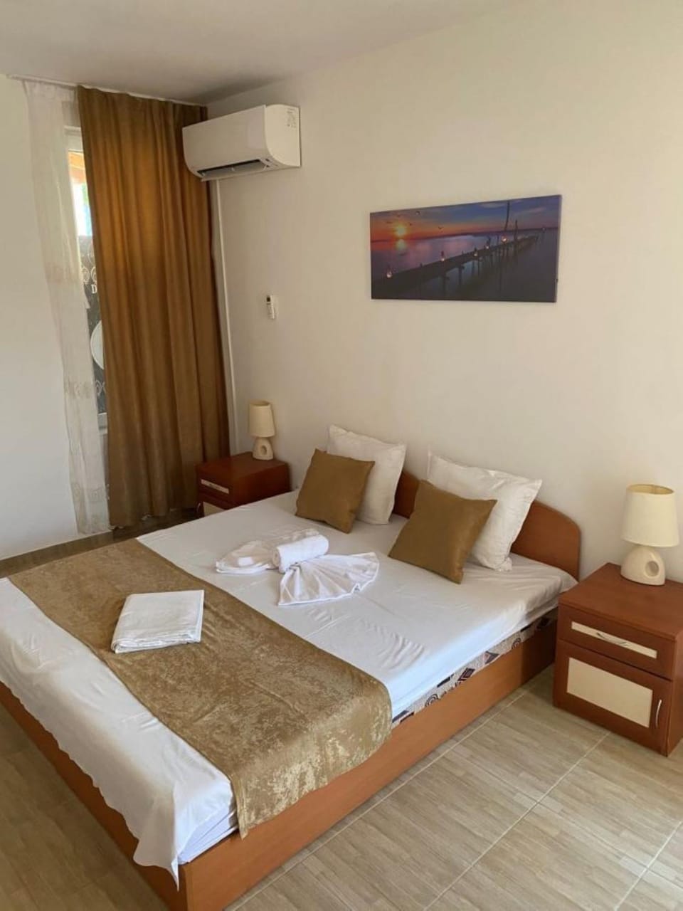 ХОТЕЛ CANAVAN'S - beach - 200 meters away, free parking and WiFi Bed and Breakfast in Nessebar