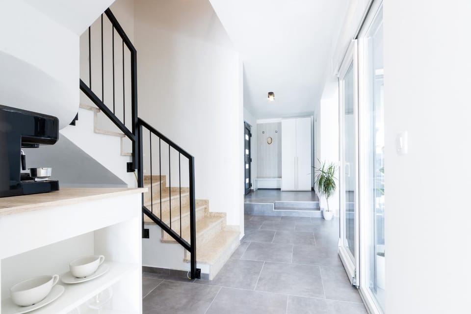Modern 3-bedroom villa with a private pool Villa in Pula