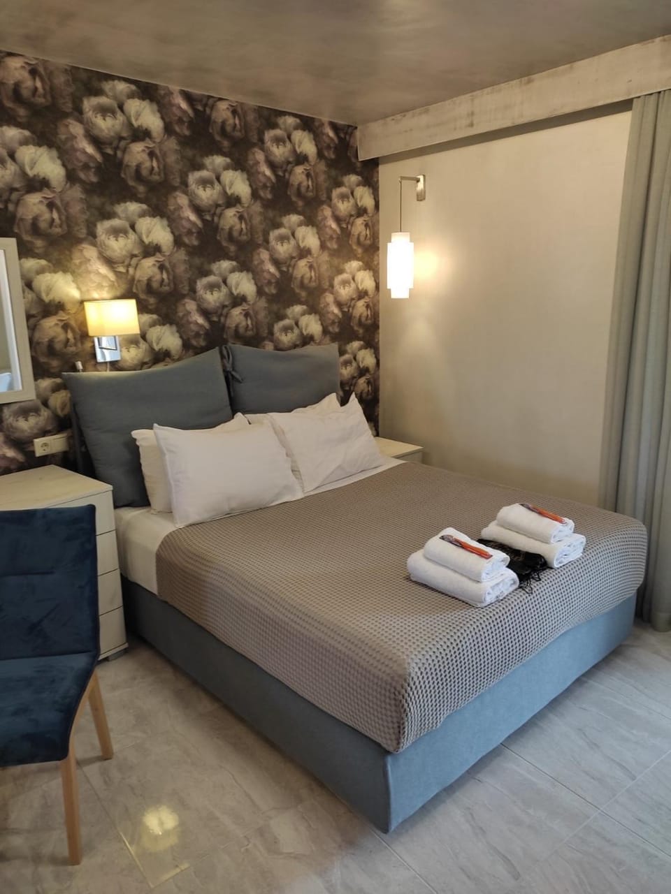 Sunny Luxury Penthouse Apartment in Kavala
