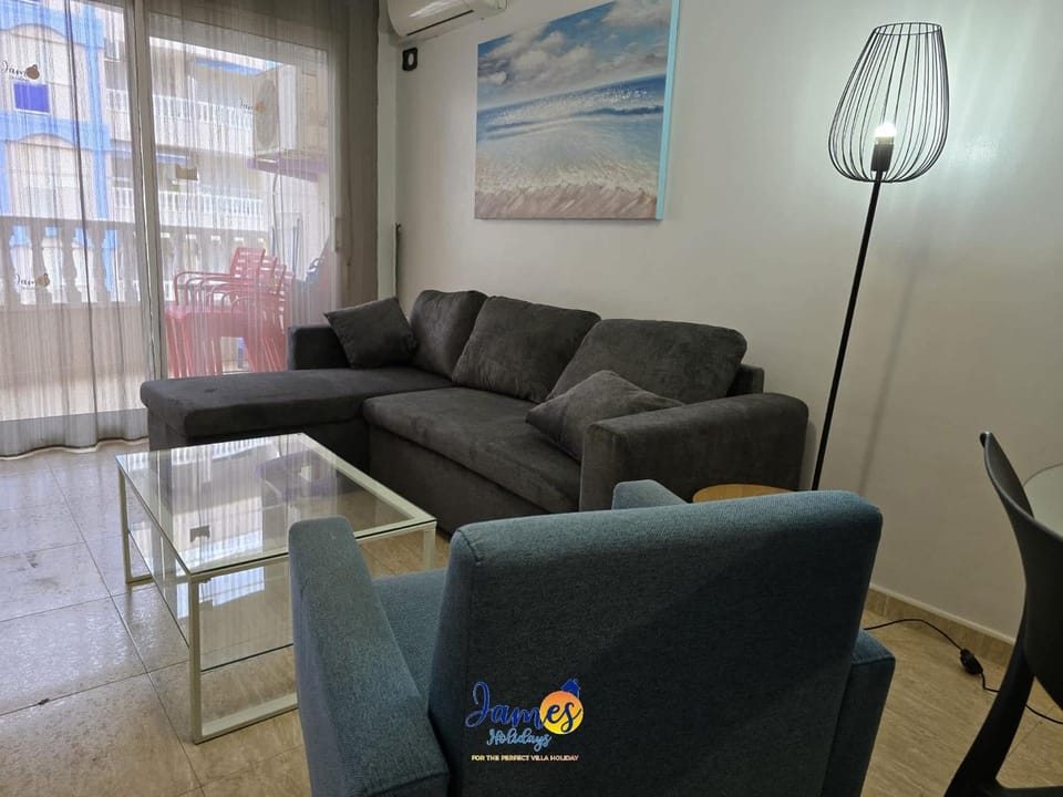 Welcoming seafront apartment Tv15 Apartment in Torrevieja