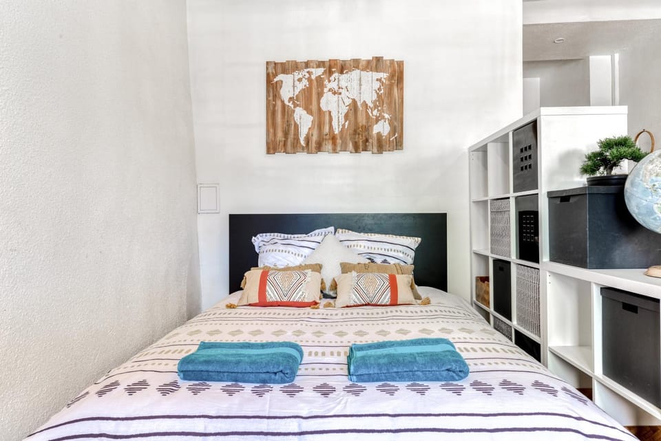 Le Cocon / Free Parking / Wifi / Netflix Apartment in Carcassonne