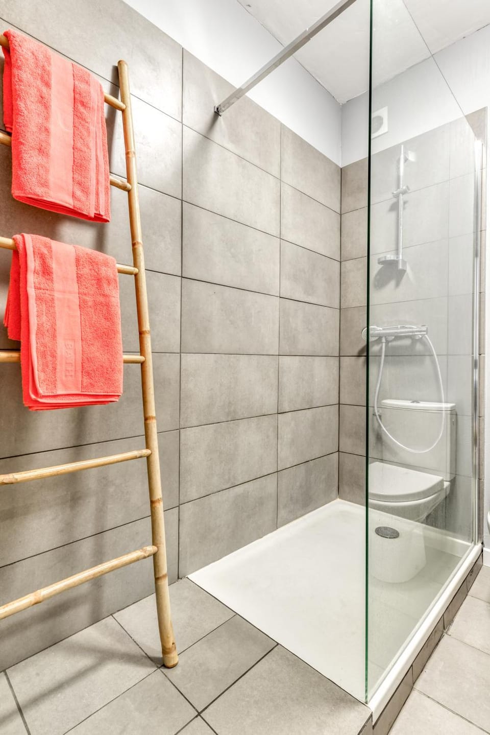 Le Cocon / Free Parking / Wifi / Netflix Apartment in Carcassonne