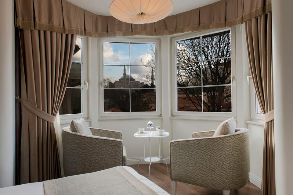 Bathroom, Seating area