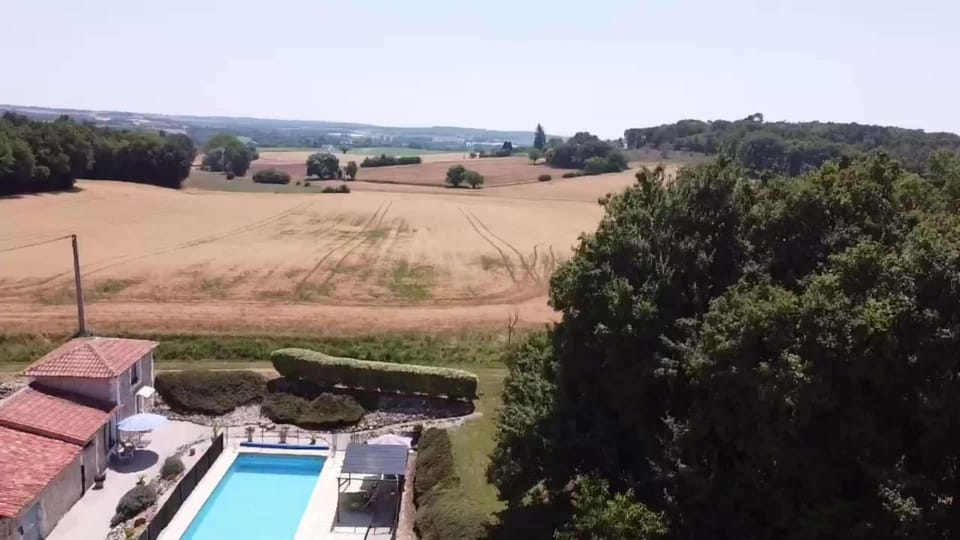 Chez Goret Gites - Gite Skippy Couples only Villa in Nouvelle-Aquitaine