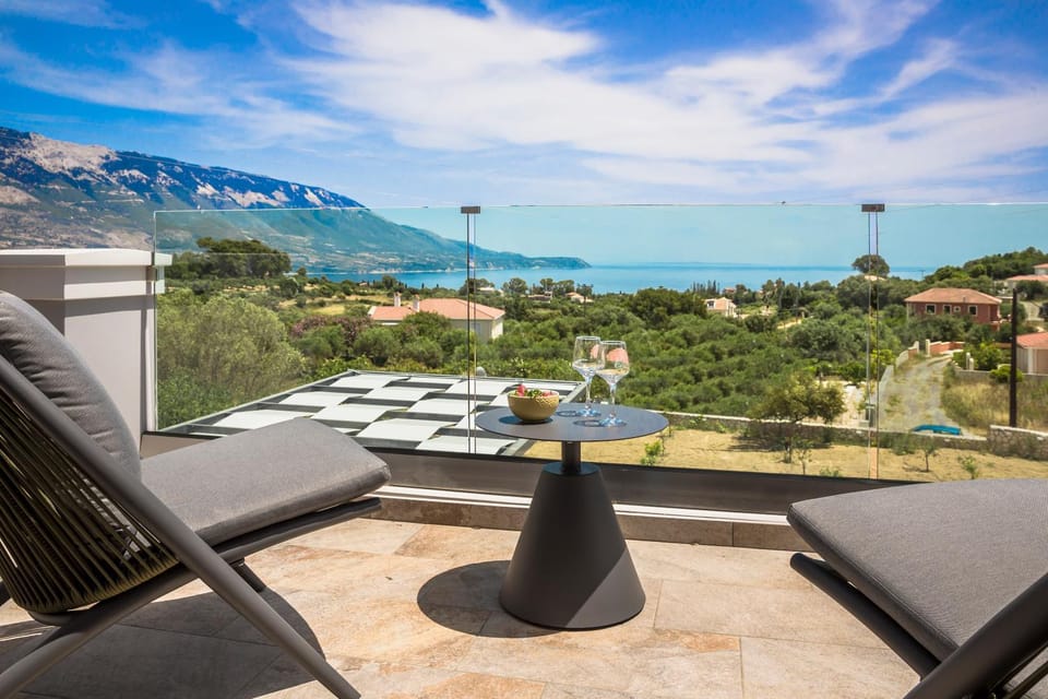 Balcony/Terrace, Mountain view, Sea view