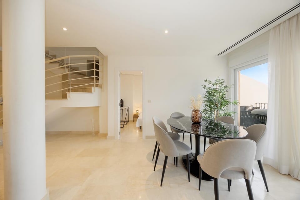 Balcony/Terrace, Living room, Dining area, air conditioner