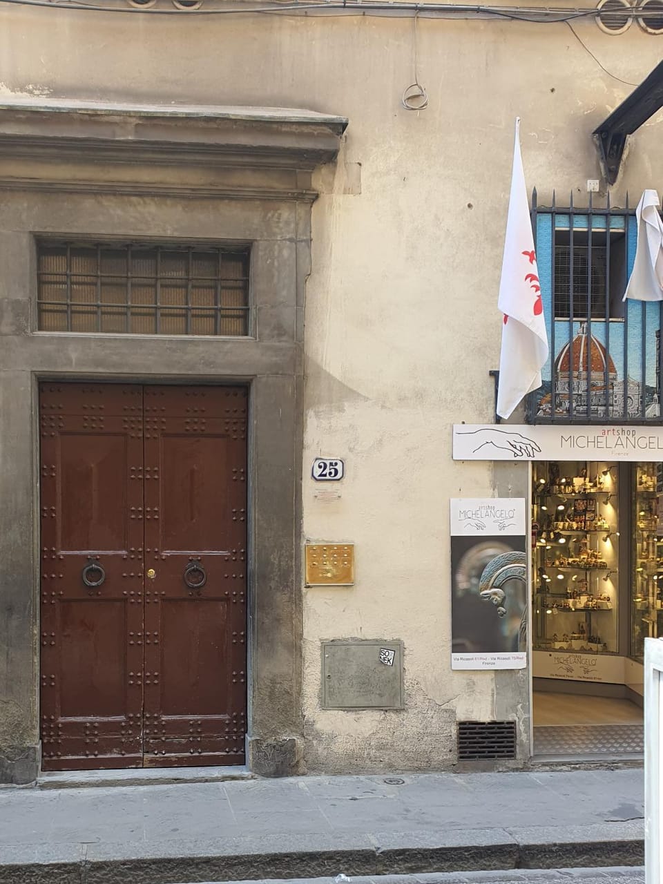 Facade/entrance, Internal: Not applicable to any particular room