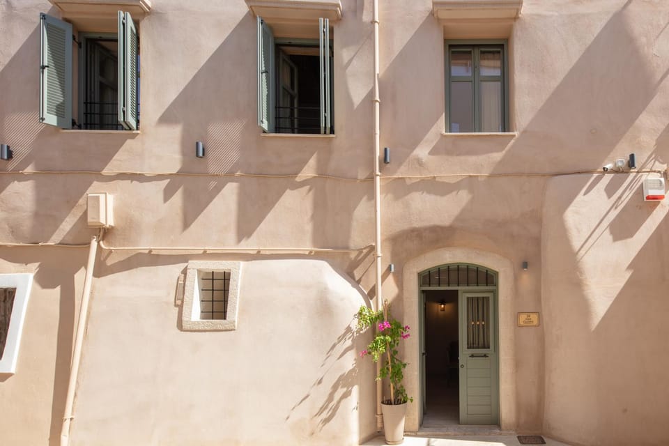 Property building, Facade/entrance, Neighbourhood