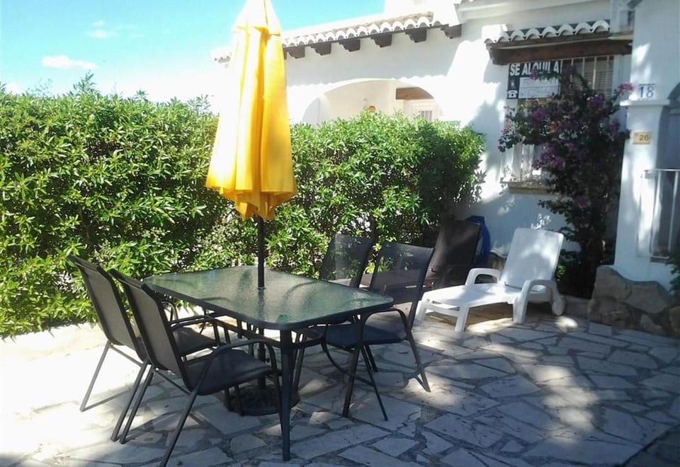 Garden, sunbed