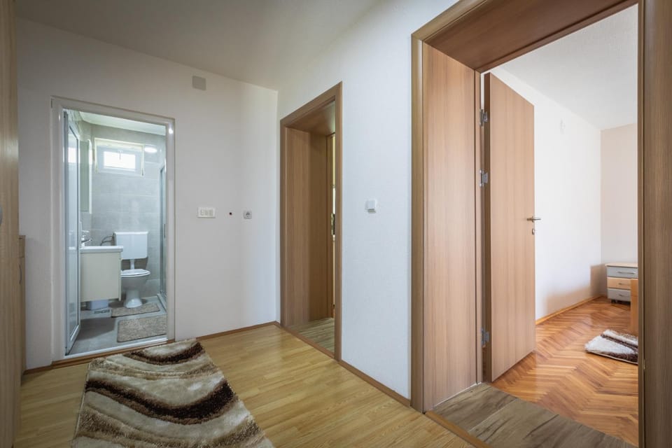 Bathroom, Living room, Bedroom