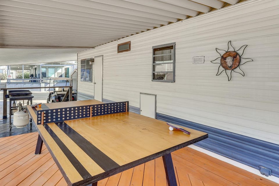 Dock & Beach Access: Cozy Lake Havasu City Home! House in Lake Havasu City