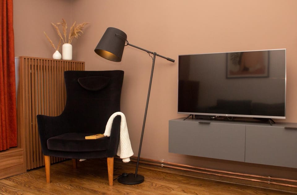 TV and multimedia, Living room, Seating area