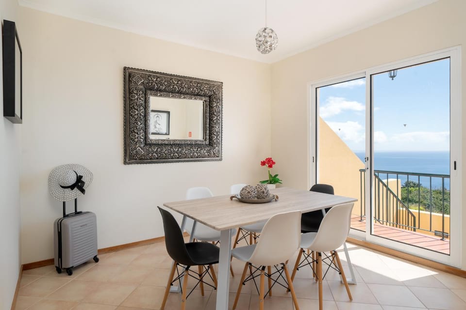 Balcony/Terrace, Dining area, Sea view