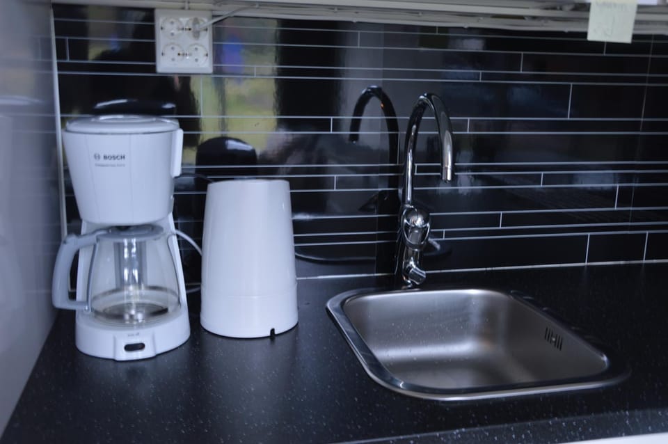 Coffee/tea facilities, Kitchen or kitchenette