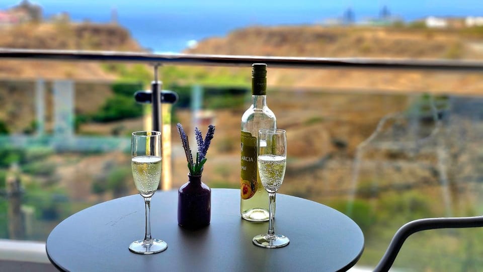 Day, View (from property/room), Balcony/Terrace, Sea view, Drinks