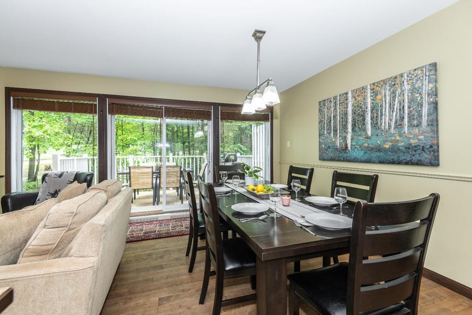 Townhouse With Free Shuttle To Tremblant Resort House in Mont-Tremblant