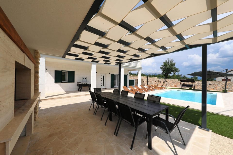 Balcony/Terrace, Balcony/Terrace