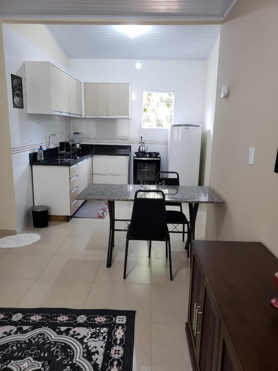Dining area, Communal kitchen