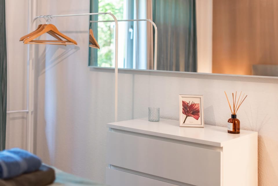 Bedroom, wardrobe