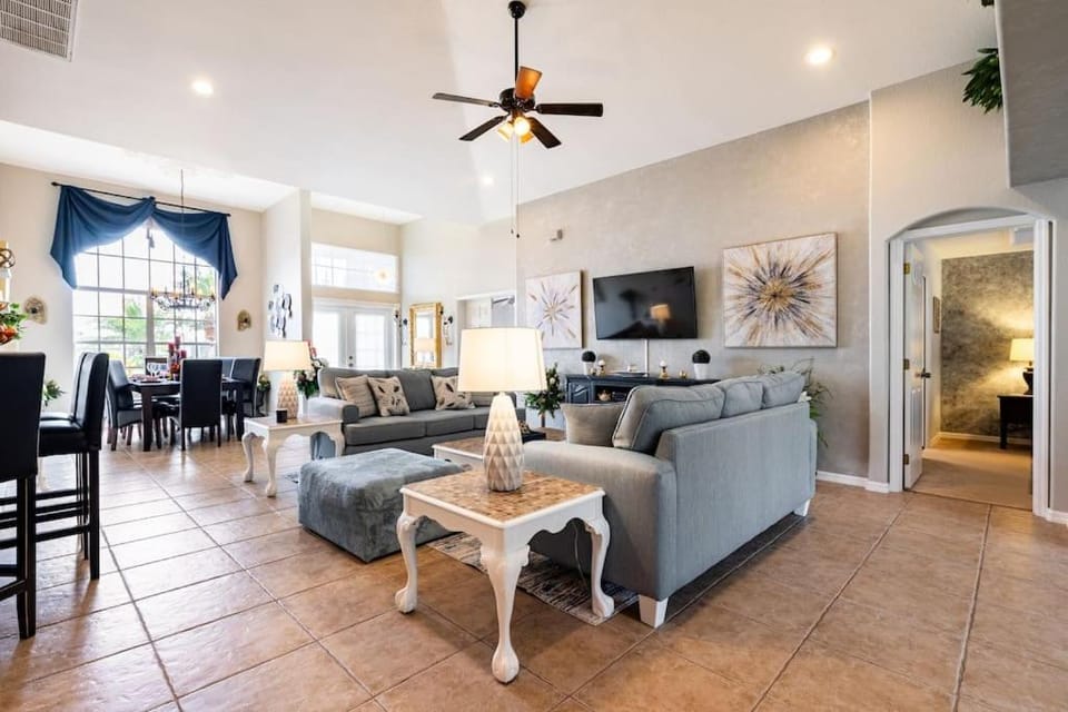 Villa Nicol House in Cape Coral