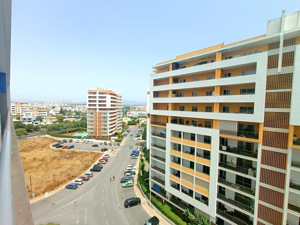View (from property/room), City view