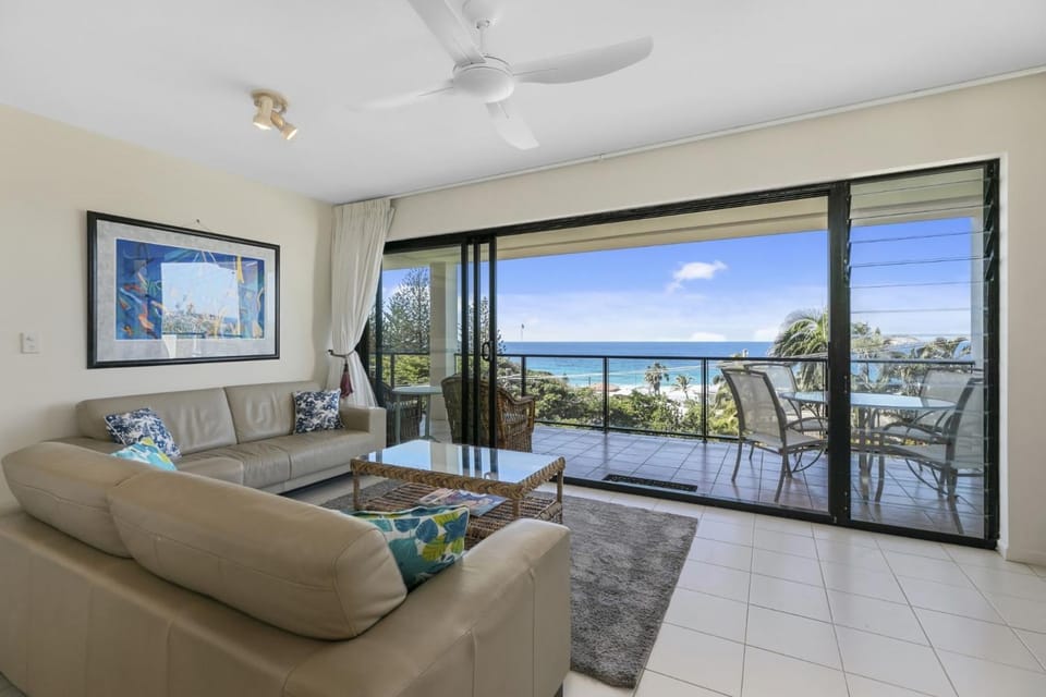Living room, Sea view