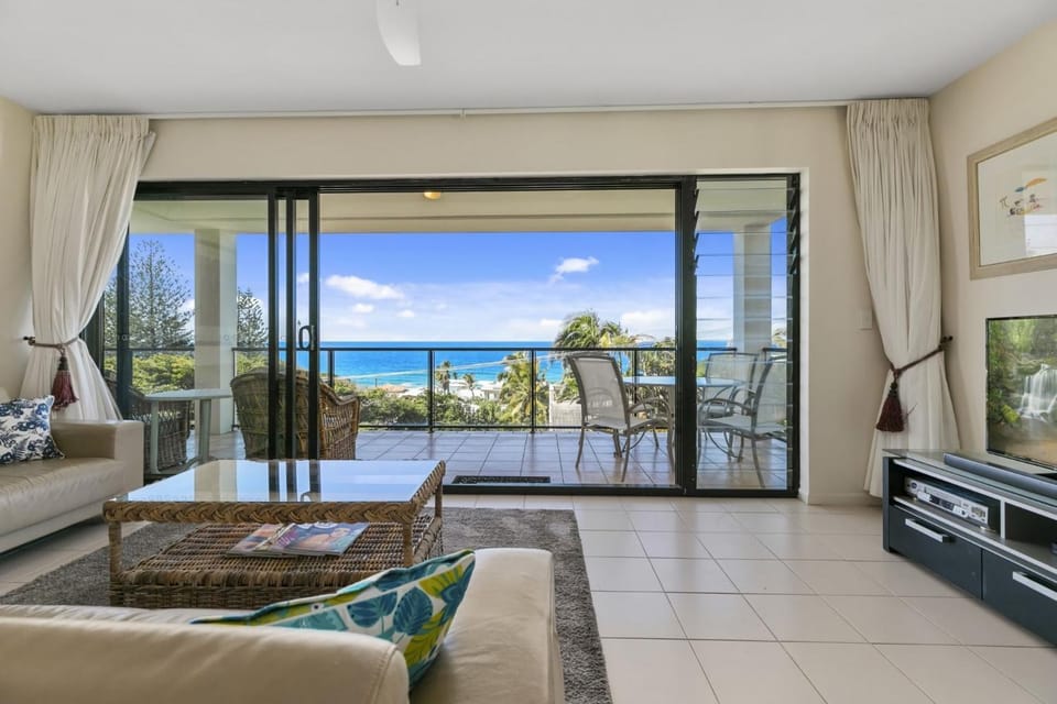 Living room, Sea view