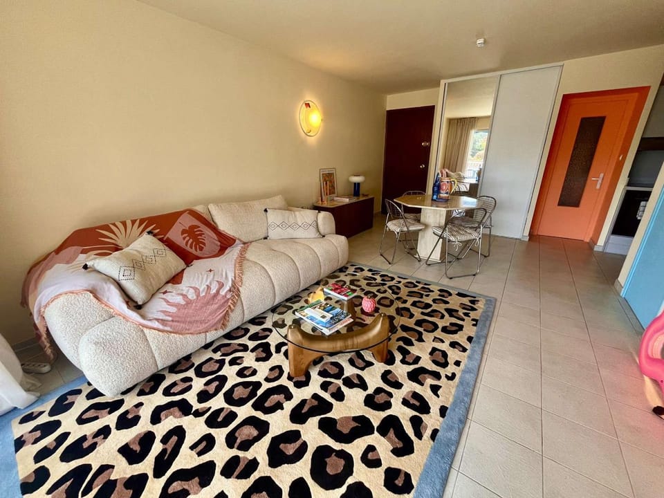 Appartement rénové 1 chambre à Cavalaire, proche plage, climatisé avec parking - FR-1-226B-107 Apartment in Cavalaire-sur-Mer