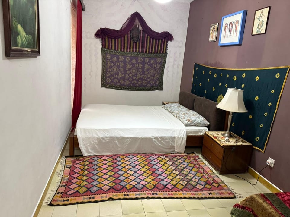 Bed, Photo of the whole room