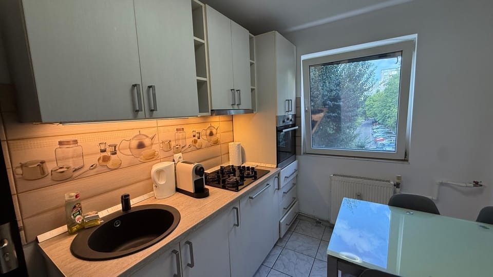 Sleep And Go Uioara - Parcare Inclusa Apartment in Bucharest