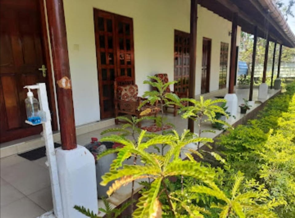 Sun & Sand Guest house Mullaitivu Bed and Breakfast in Sri Lanka