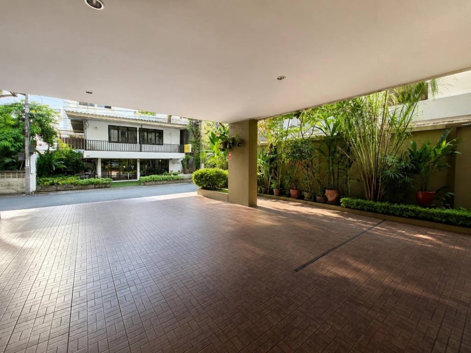 Orienta Suite Ratchada Apartment in Bangkok