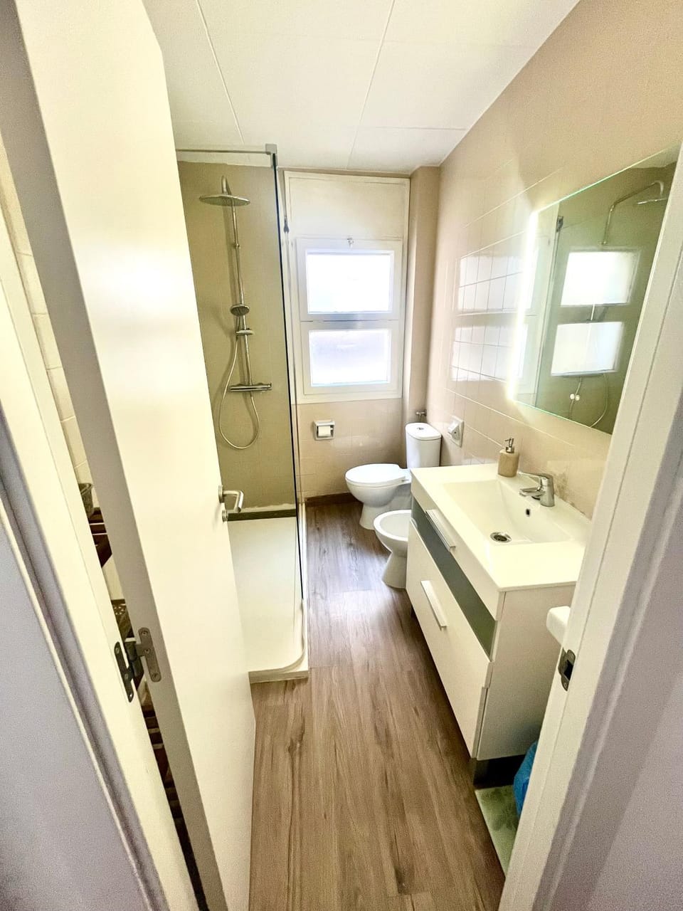 Piso reformado a 80 m de la playa Apartment in Roses