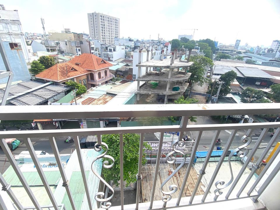 View (from property/room), Balcony/Terrace, City view