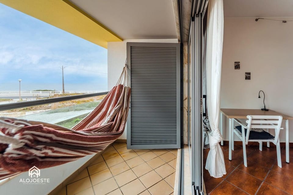 Sun Wave Apartment - Santa Cruz Apartment in Lisbon District