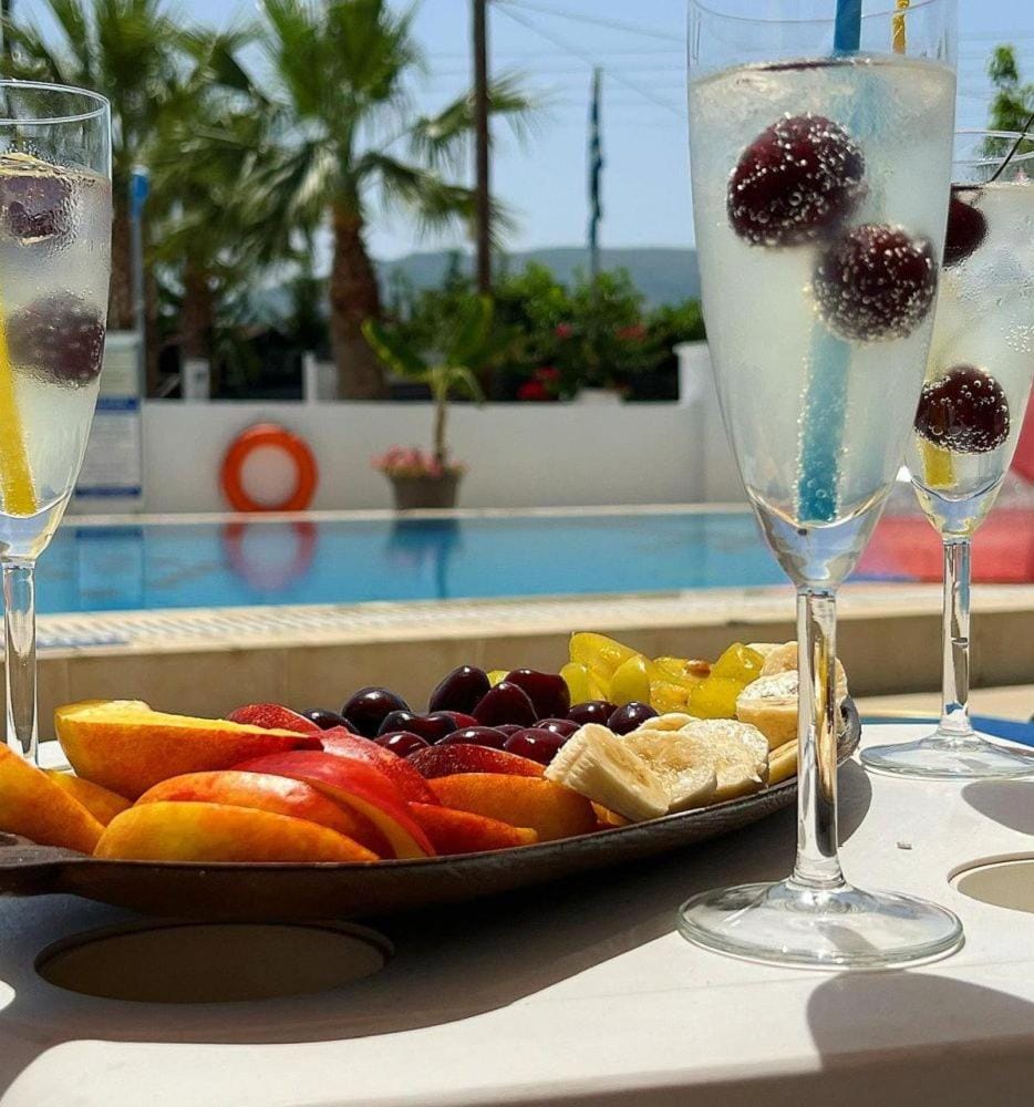 Food and drinks, Drinks, Alcoholic drinks