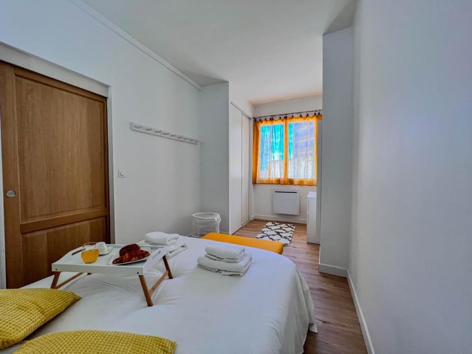 Appartement vue mer Parking privé Place Med Apartment in Canet-en-Roussillon