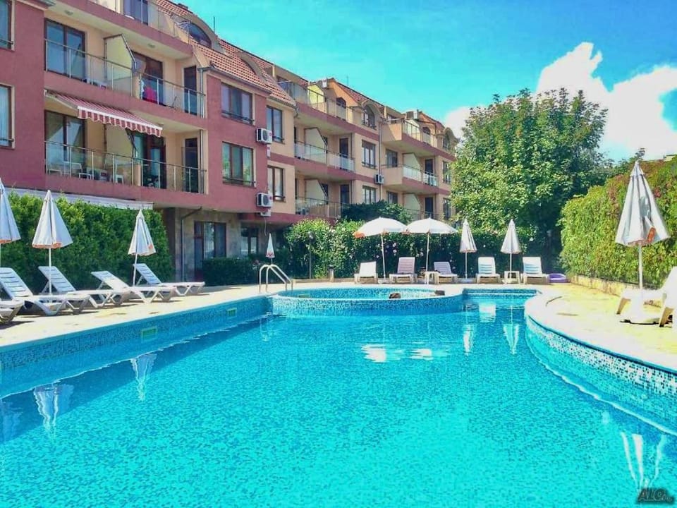Апартаменти Villa Mare Apartment in Burgas Province
