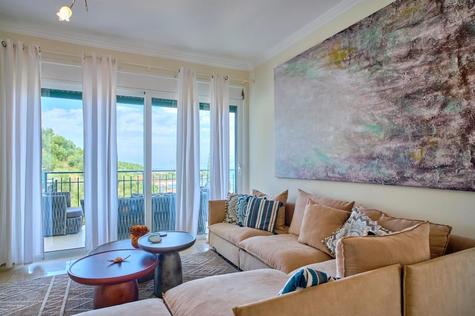 View (from property/room), Seating area, Pool view, Sea view