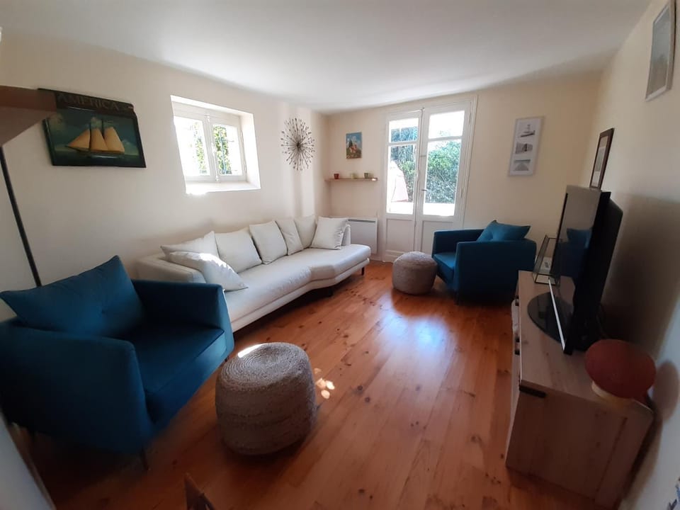 Living room, Lounge or bar, Seating area