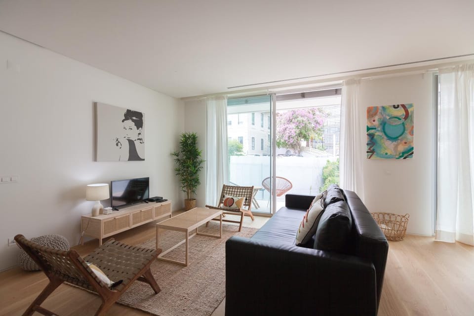 FLH Amoreiras Wood Design Flat Apartment in Lisbon